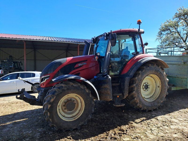 Valtra T155 hi tech