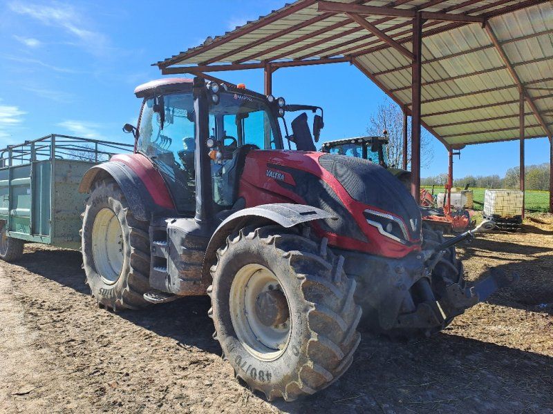 Valtra T155 hi tech