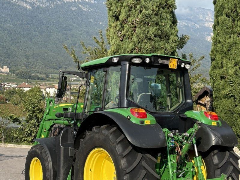 John Deere 6110M