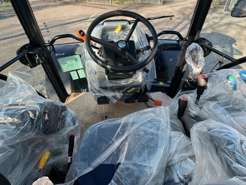 New Holland T4.75s