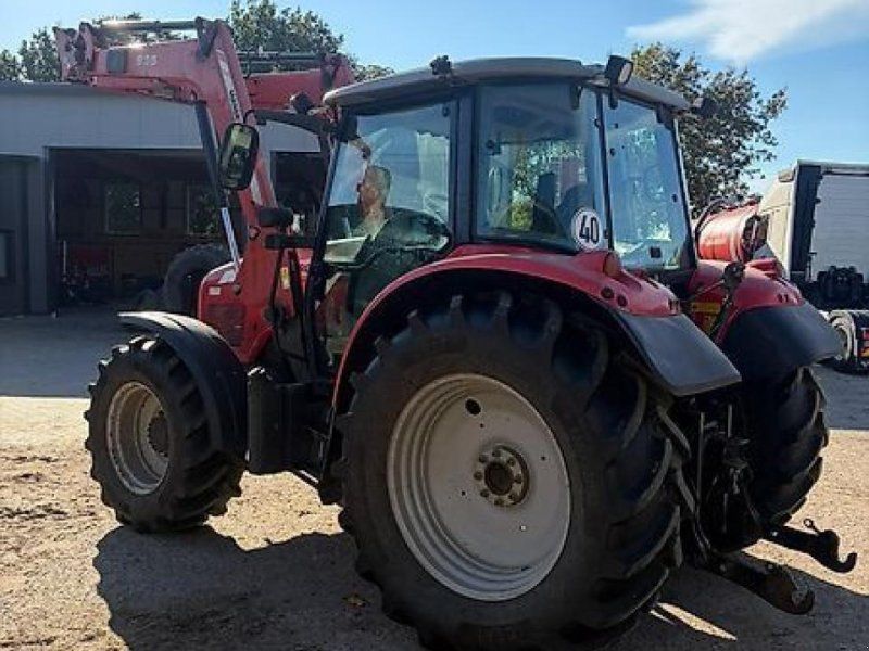 Massey Ferguson 5435