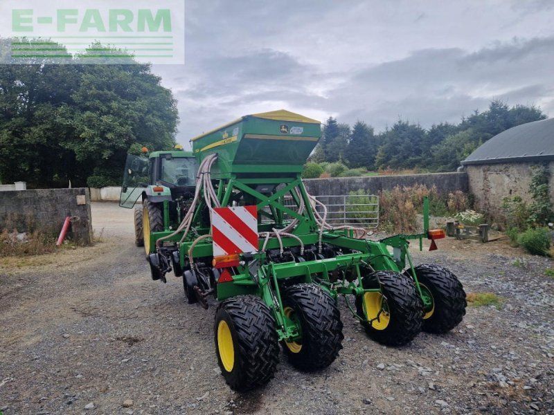 John Deere 750a