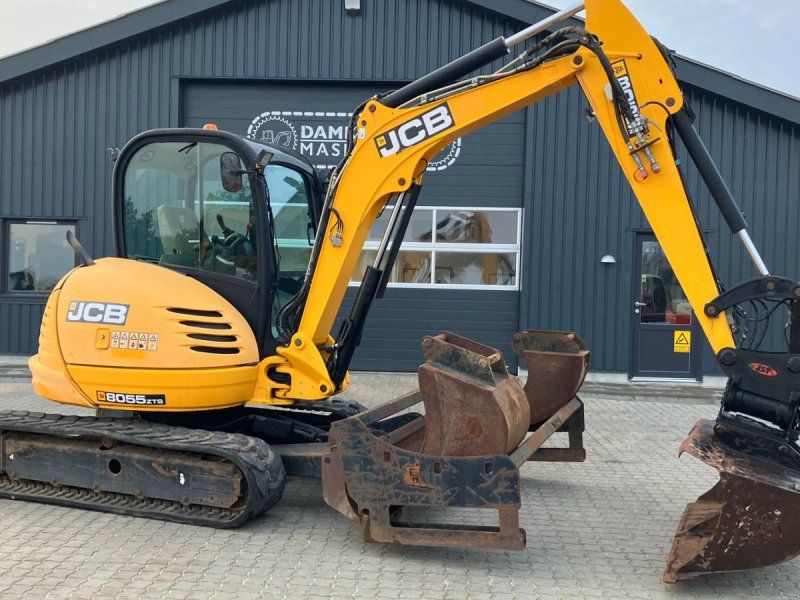 JCB 8055ZTS 8055 ZTS med Powertilt