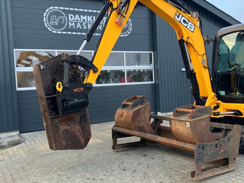 JCB 8055ZTS 8055 ZTS med Powertilt