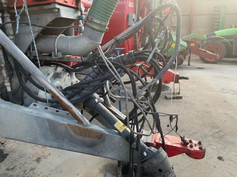 20.000l gyllevogn med 24 m bom Galvaniseret