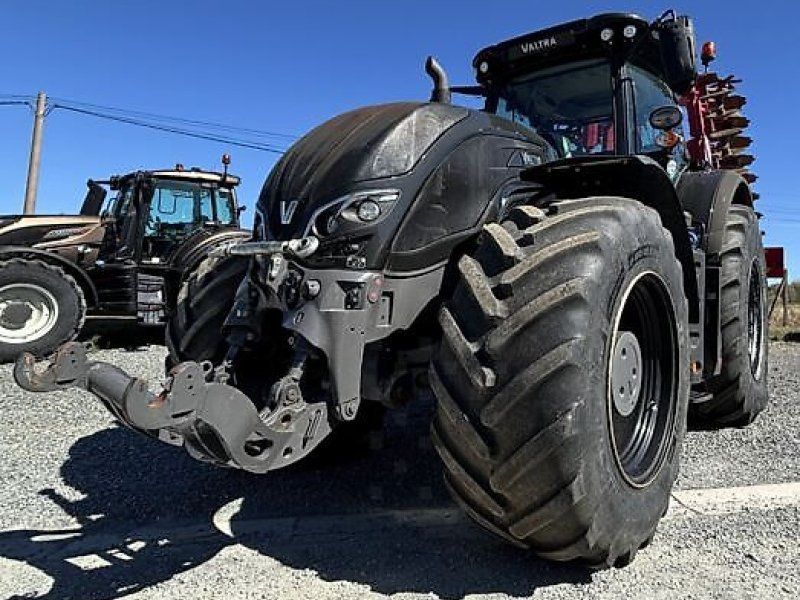 Valtra S294