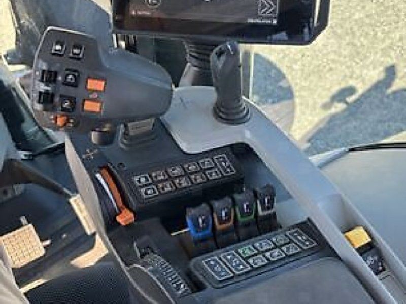 Valtra S294