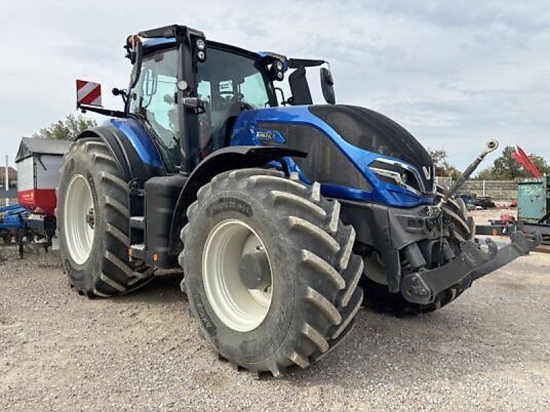 Valtra Q285