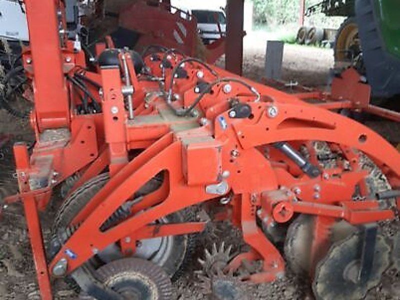 Kuhn STRIGER