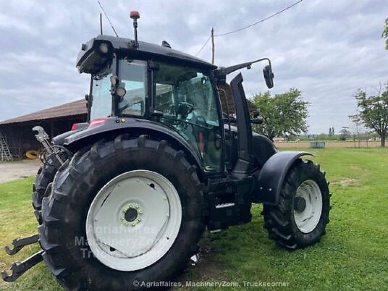 Valtra G125 VERSU