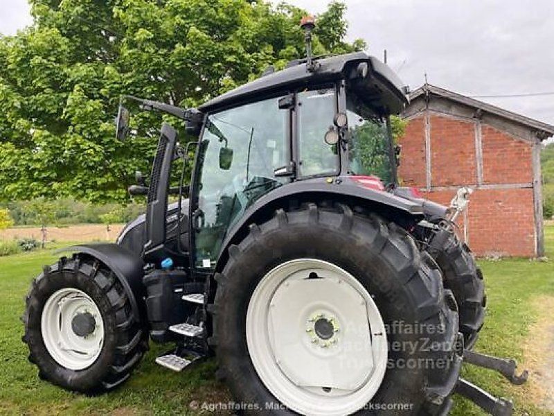 Valtra G125 VERSU