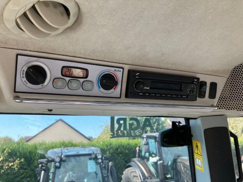 Valtra S324