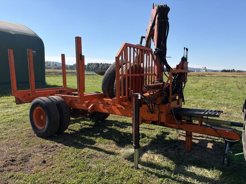 Frost mit Hiab-Kran