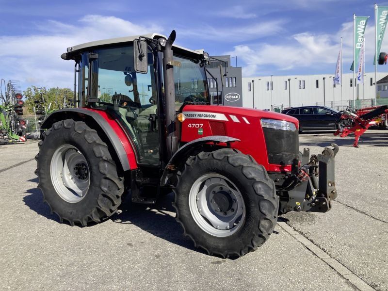 Massey Ferguson 4707 ESSENTIAL ALLRAD