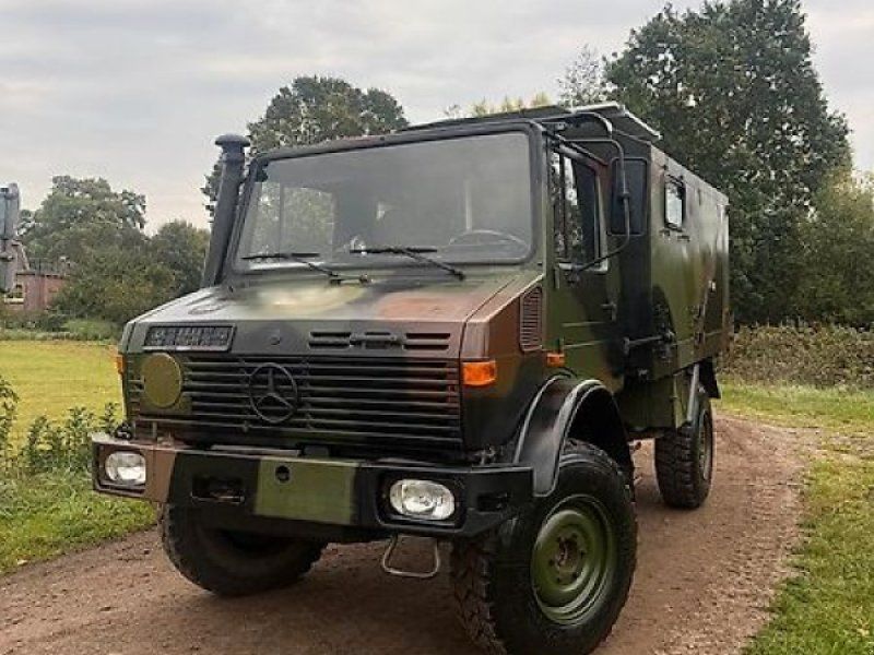 Mercedes-Benz U1300L Sani Reisemobil pedition H-Gut Tüv Womo Solar