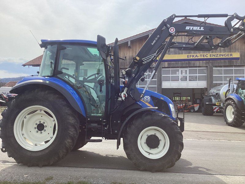New Holland T4.55 mit Frontlader