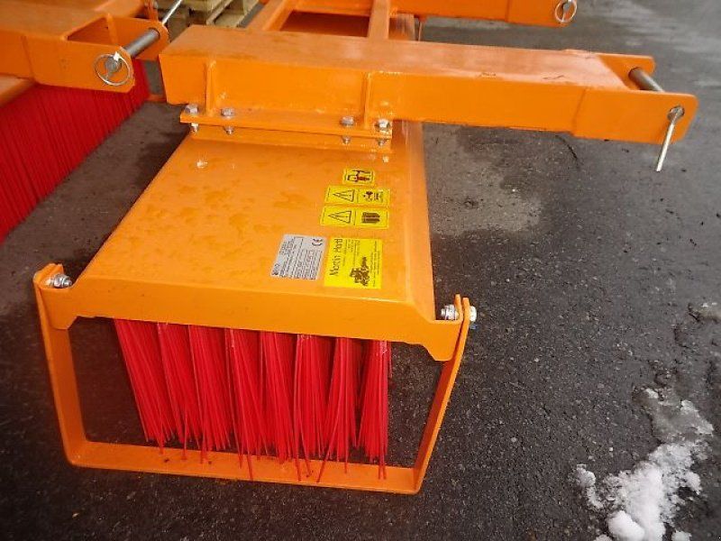 S&F Kehrbesen 1,5 Meter oder 2,5 Meter Stapleranbau- Schiebebesen