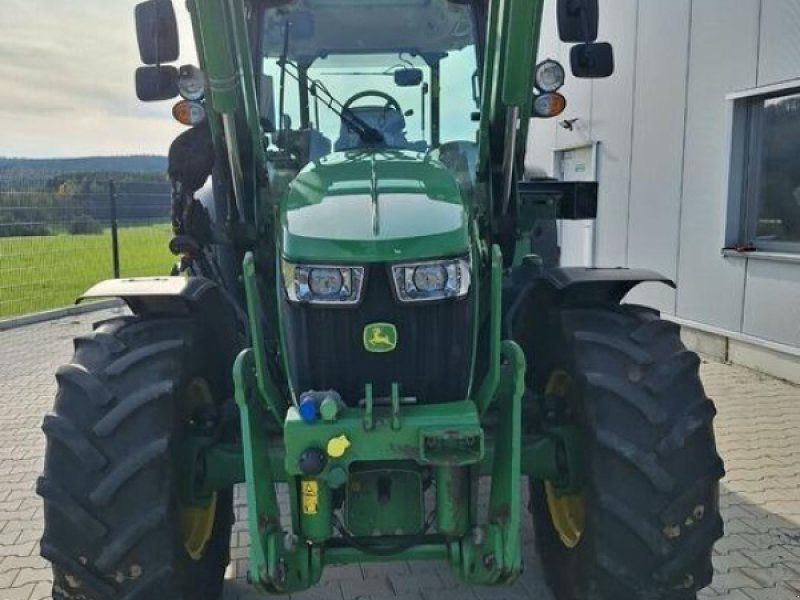 John Deere 5100 R