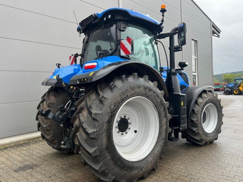 New Holland T 7.245 AC