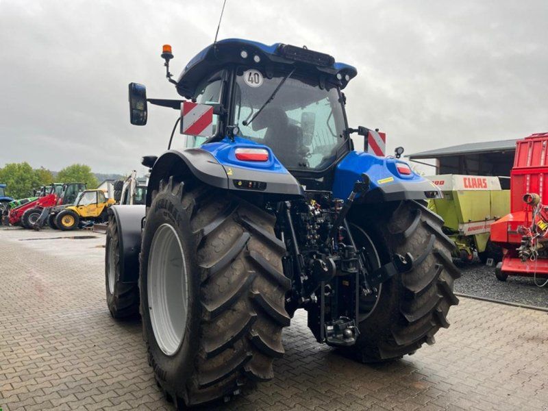 New Holland T 7.245 AC