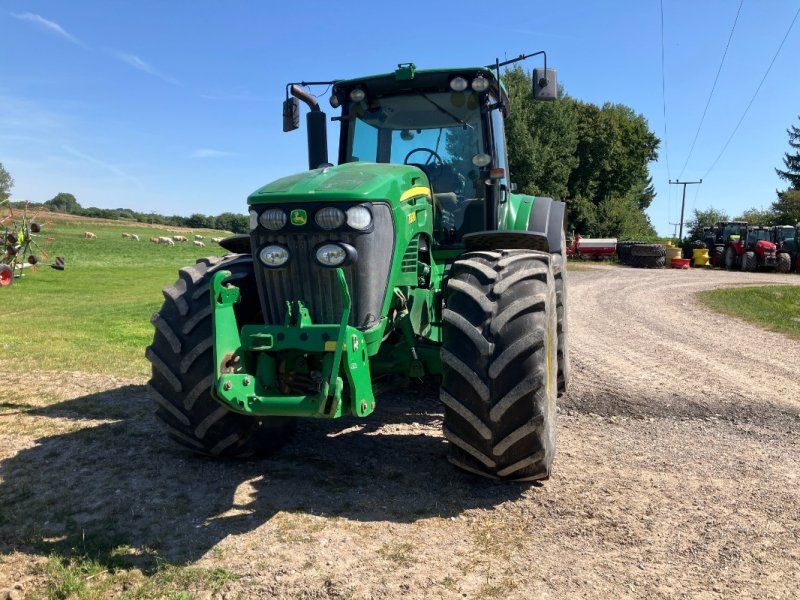 John Deere 7930
