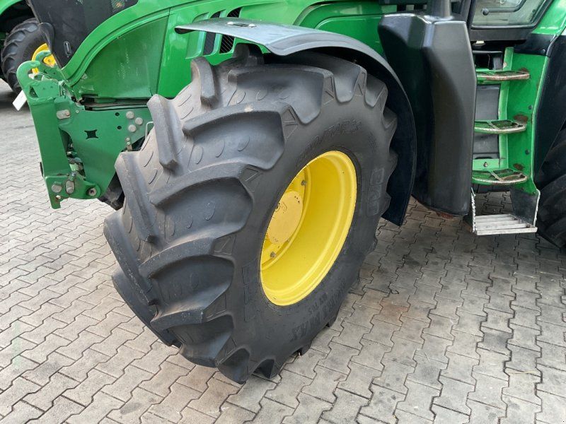 John Deere 6170R