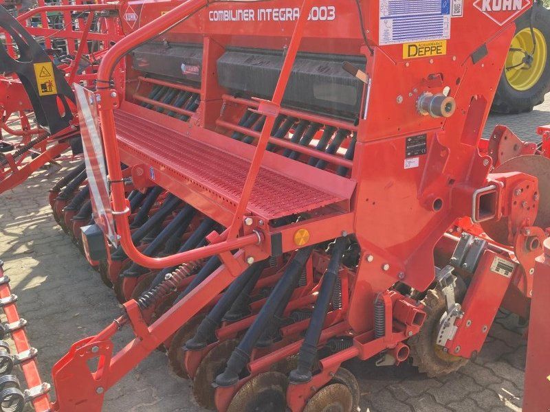 Kuhn INTEGRA 3003