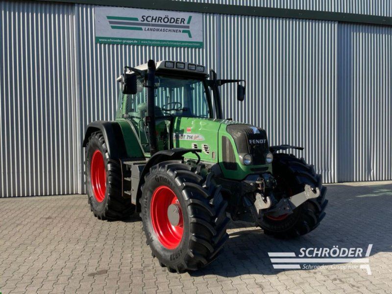 Fendt 714 VARIO