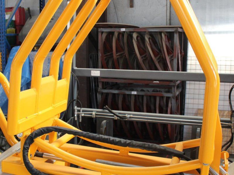 ZAGRODA Rundballengreifer mit 1 Zylinder Standard