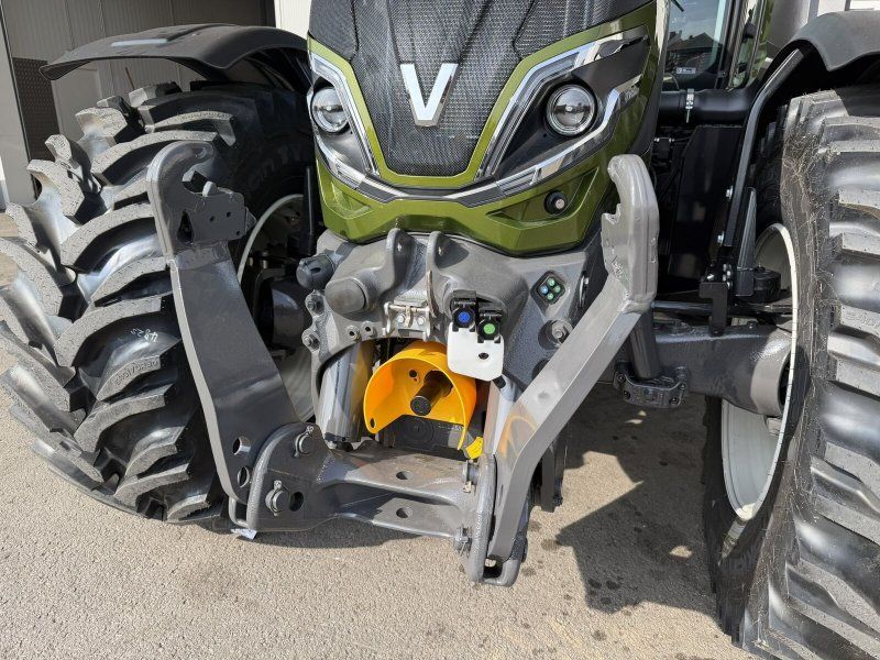 Valtra T235 Direct