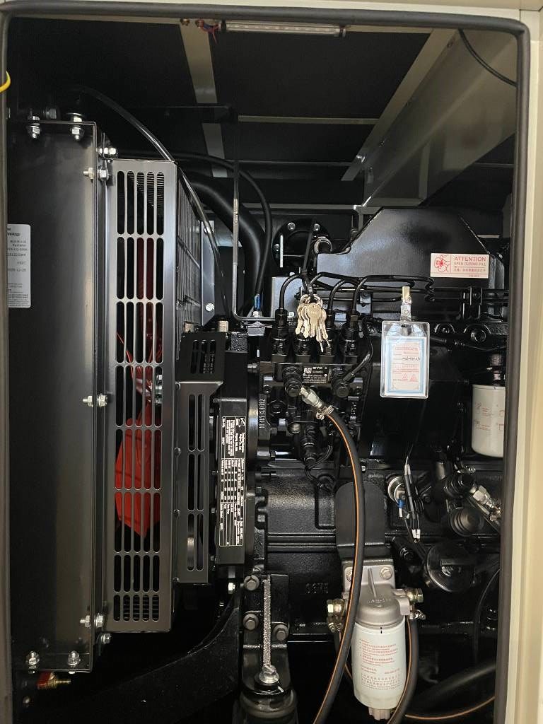 Cummins 4BTA3.9-G11 - 88 kVA Generator - DPX-19834