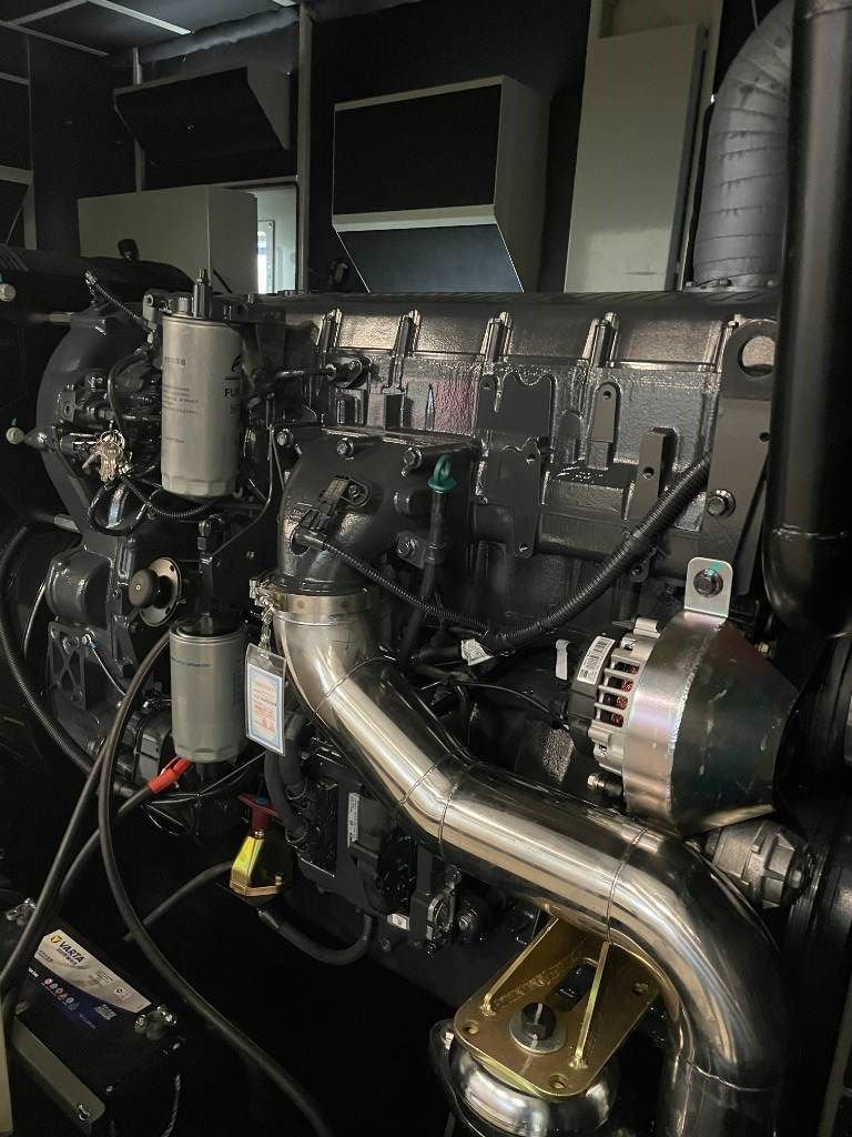 Iveco C9TE9 - 415 kVA Generator - DPX-19796