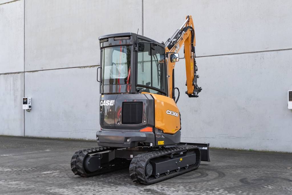 CASE CX 30 D