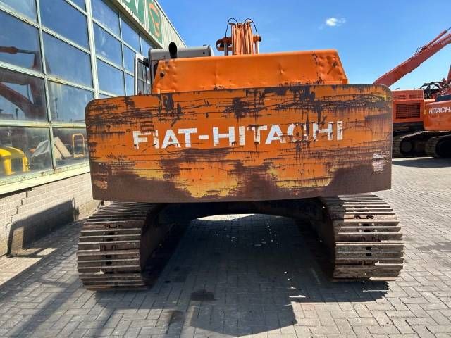 Fiat-Hitachi FH 200 LC