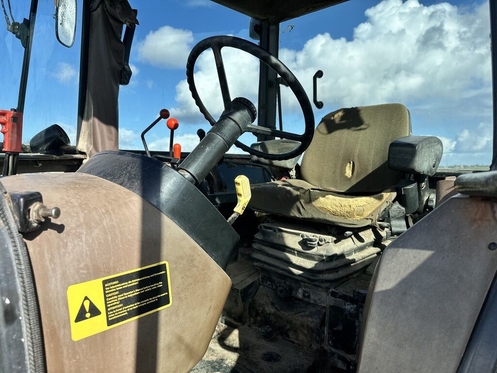 John Deere 2850
