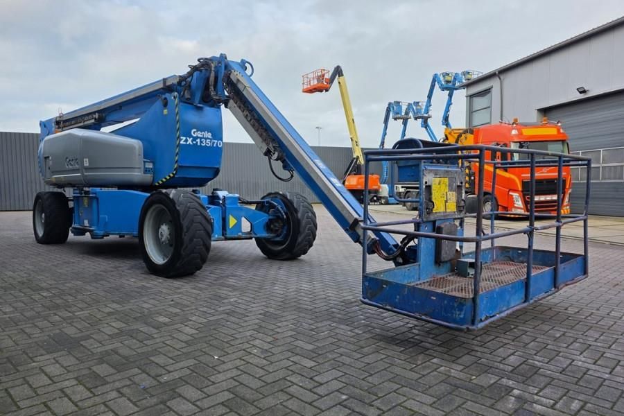 Genie ZX135/70 Diesel, 4x4x4 Drive, 43m Lifting Height,