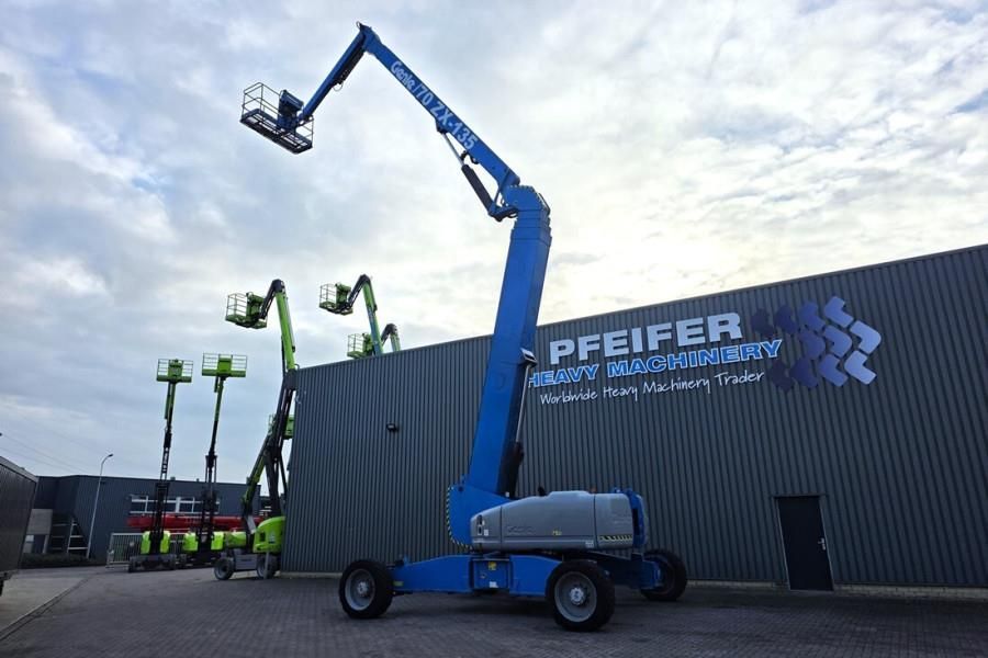 Genie ZX135/70 Diesel, 4x4x4 Drive, 43m Lifting Height,