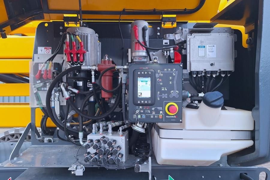 Haulotte HA20LEPRO Valid Inspection, Hybrid, 4x4x4 Drive, 2