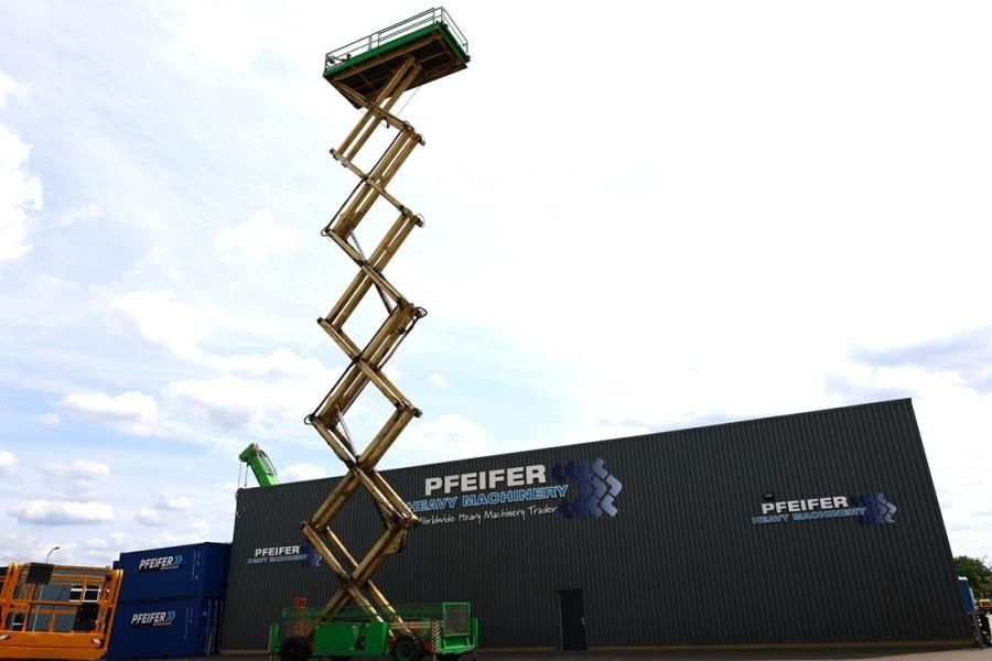 Holland Lift Megastar G-320DL30-4WDS/N Diesel, 4x4x4 Drive, 34m