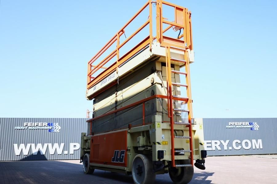 JLG SL245-12 Diesel, 4x4x4 Drive, 26.5m Working Height