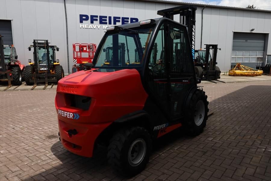 Manitou MC30-4 Valid Inspection, Diesel, 4x4 Drive, 3t Cap