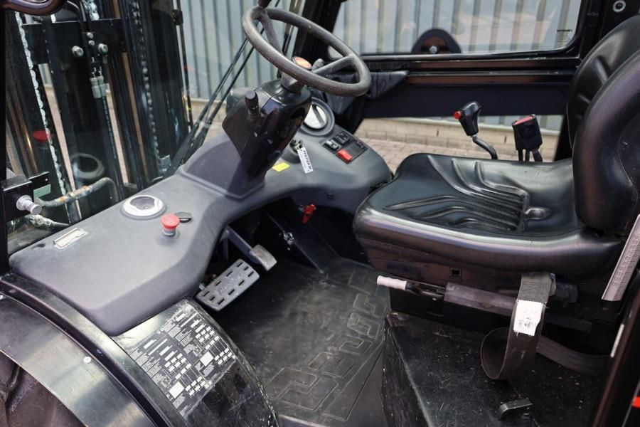 Manitou MC30-4 Valid Inspection, Diesel, 4x4 Drive, 3t Cap
