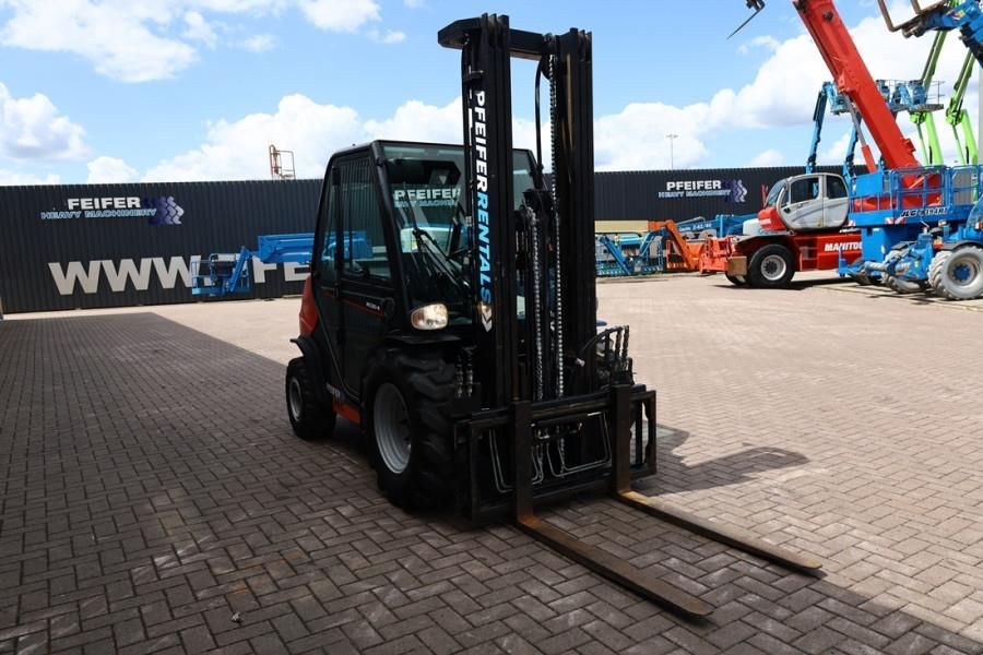 Manitou MC30-4 Valid Inspection, Diesel, 4x4 Drive, 3t Cap