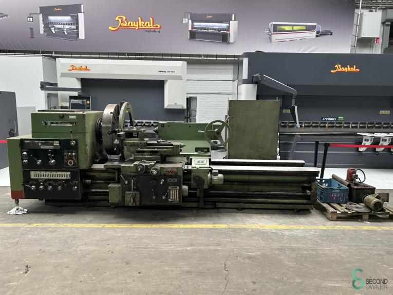 Horizontal lathes TOS Celakovice SU-100 1979