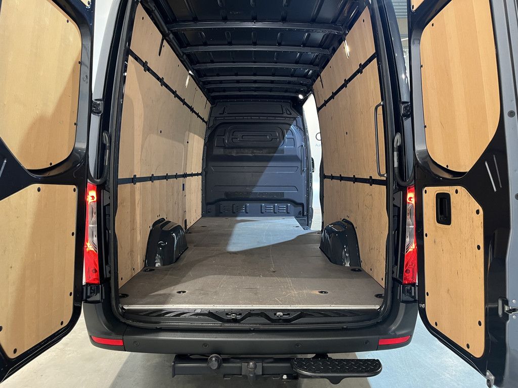 Mercedes-Benz Sprinter 317 CDI L3 RWD Automaat / Euro 6 / LED / Airco / Adap. Cruise Control / Camera / Trekhaak / CarPlay / Navigatie / 3-Zits / 46.200 KM !!