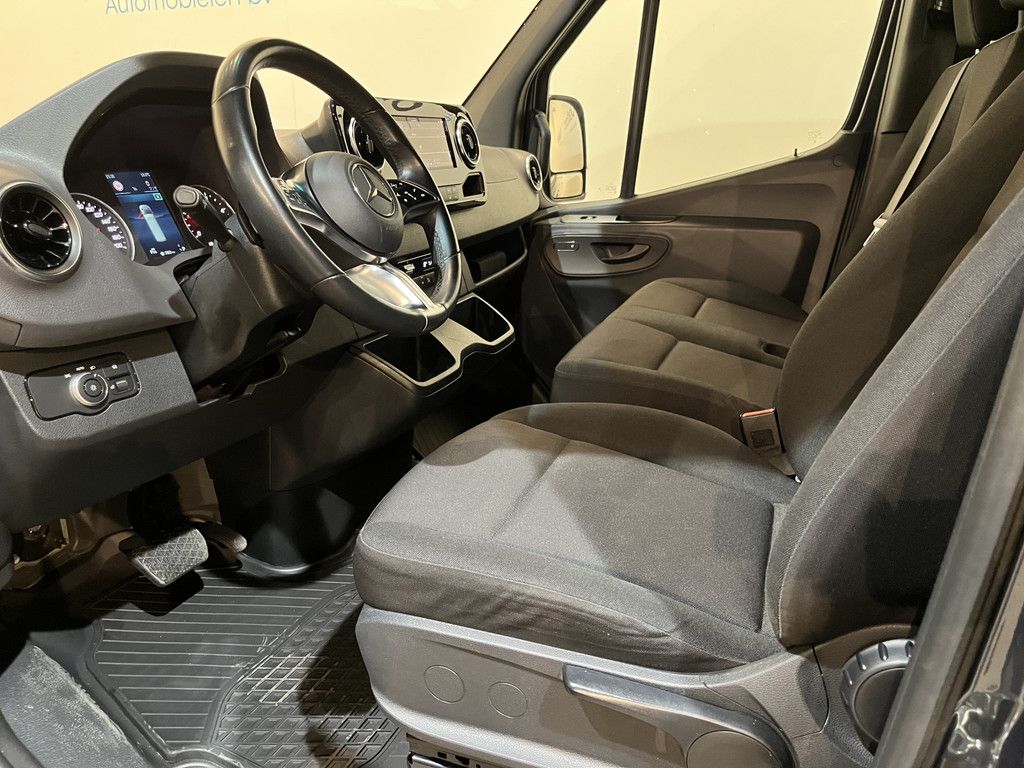 Mercedes-Benz Sprinter 317 CDI L3 RWD Automaat / Euro 6 / LED / Airco / Adap. Cruise Control / Camera / Trekhaak / CarPlay / Navigatie / 3-Zits / 46.200 KM !!