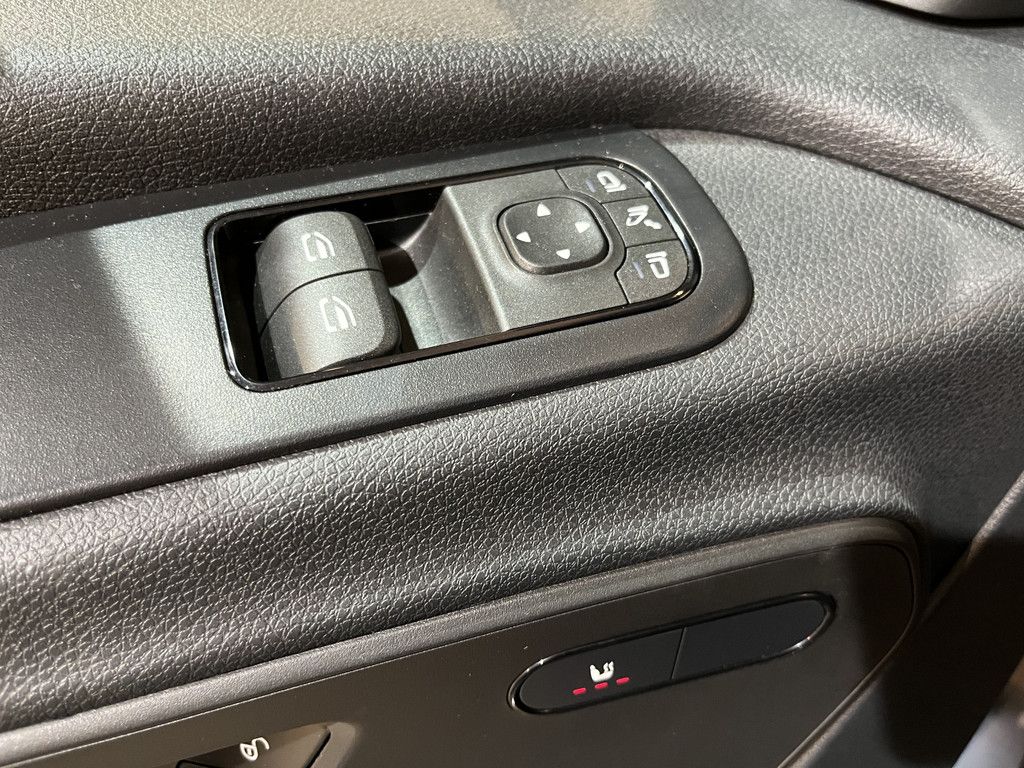 Mercedes-Benz Sprinter 317 CDI L3 RWD Automaat / Euro 6 / LED / Airco / Adap. Cruise Control / Camera / Trekhaak / CarPlay / Navigatie / 3-Zits / 46.200 KM !!