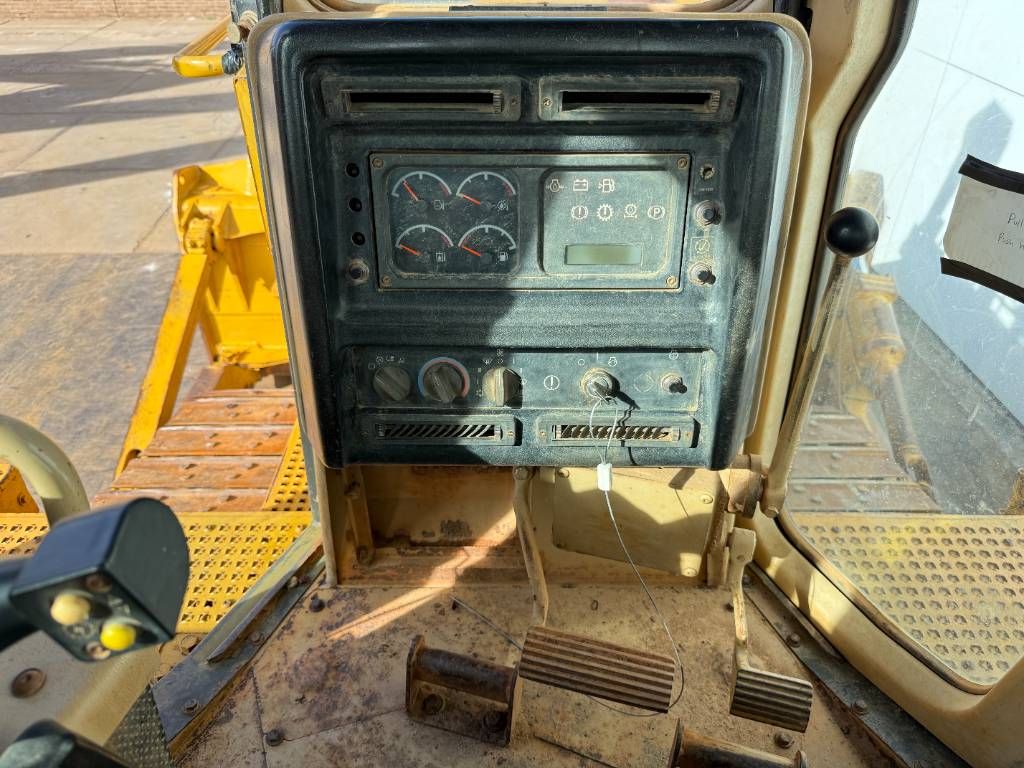 CAT D7R - 3 Tine Ripper / Airco