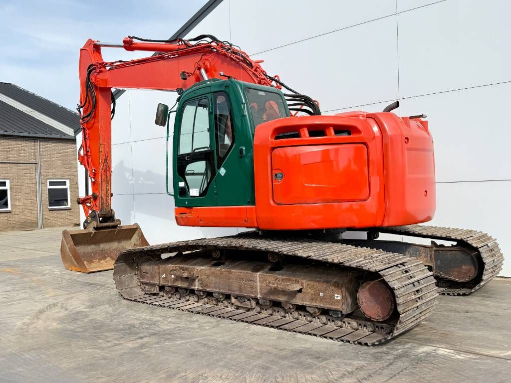 New Holland Kobelco E235B SR-2 - 360° Camera / Hammer lines