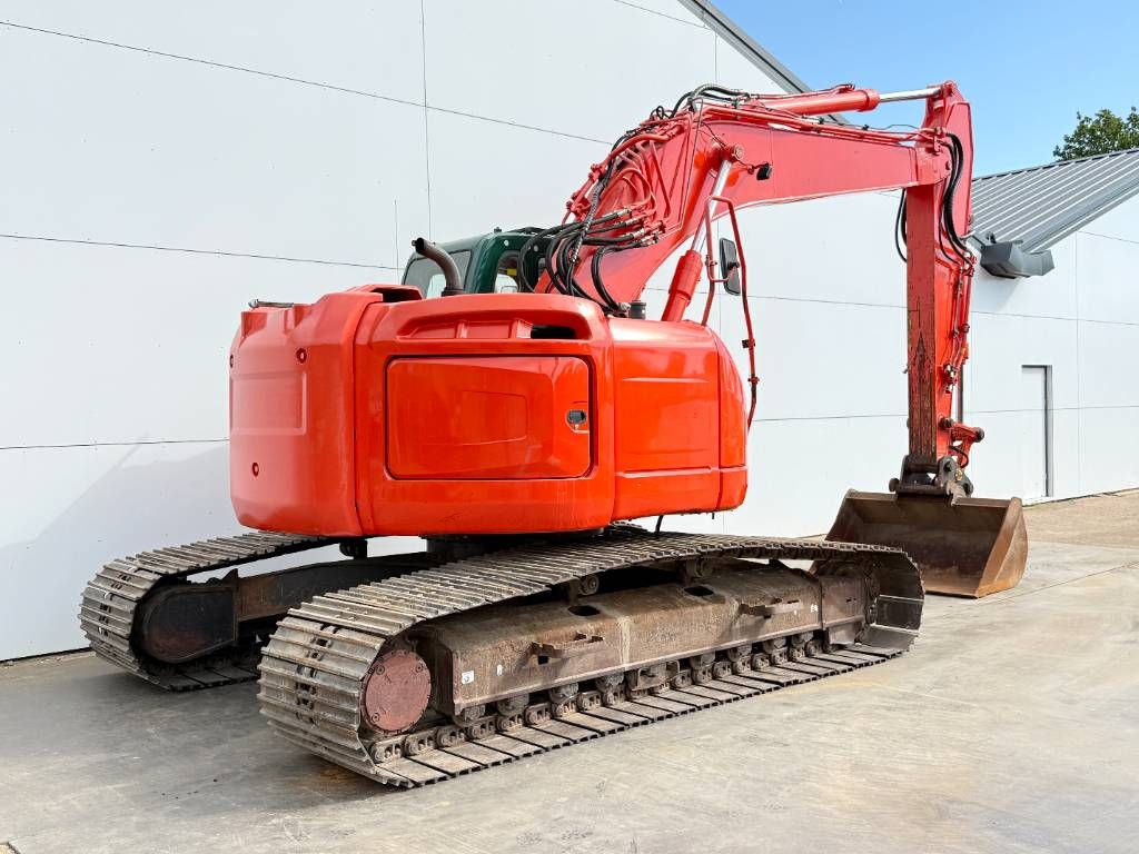 New Holland Kobelco E235B SR-2 - 360° Camera / Hammer lines
